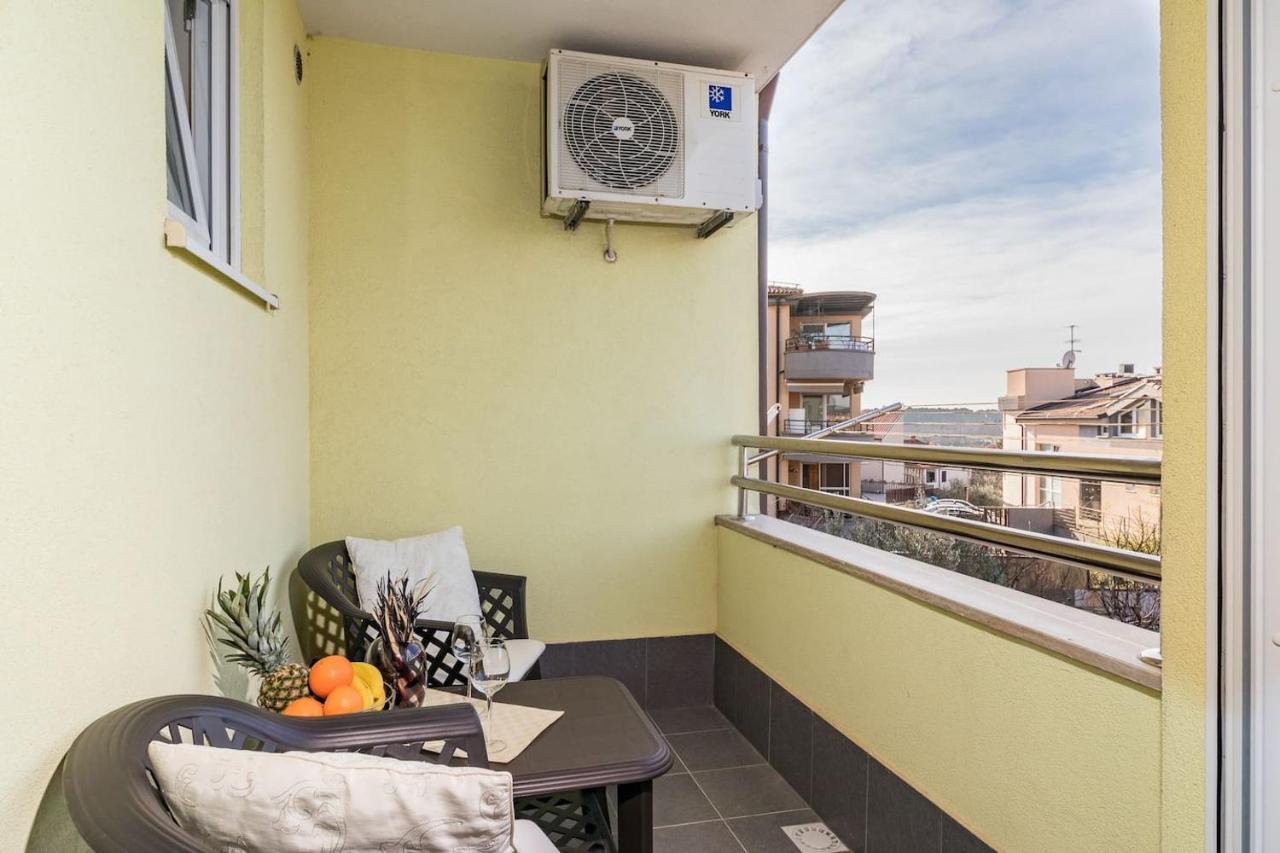 Apartment Klara プーラ エクステリア 写真