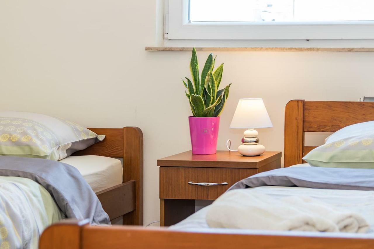 Apartment Klara プーラ エクステリア 写真