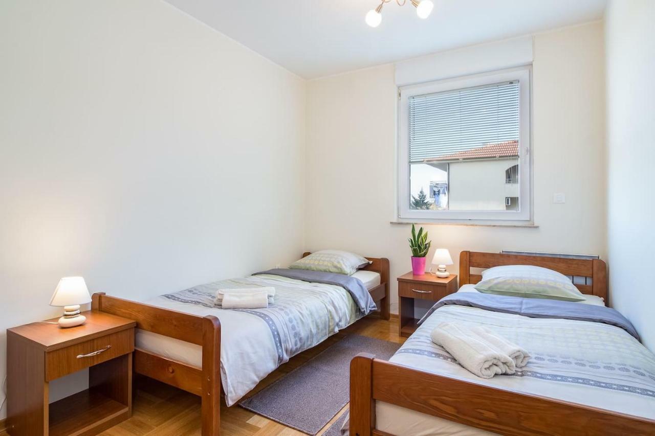 Apartment Klara プーラ エクステリア 写真